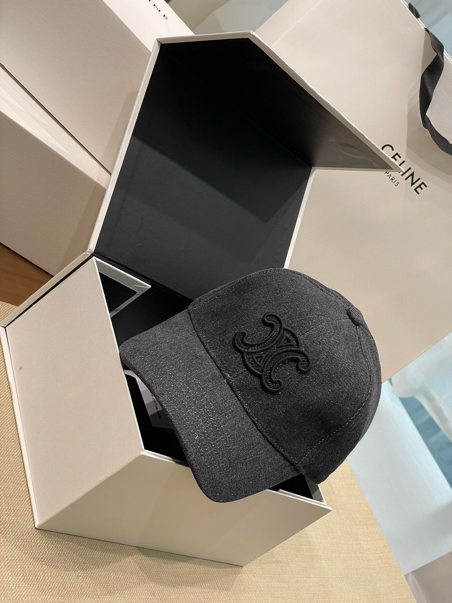 Celine Cap