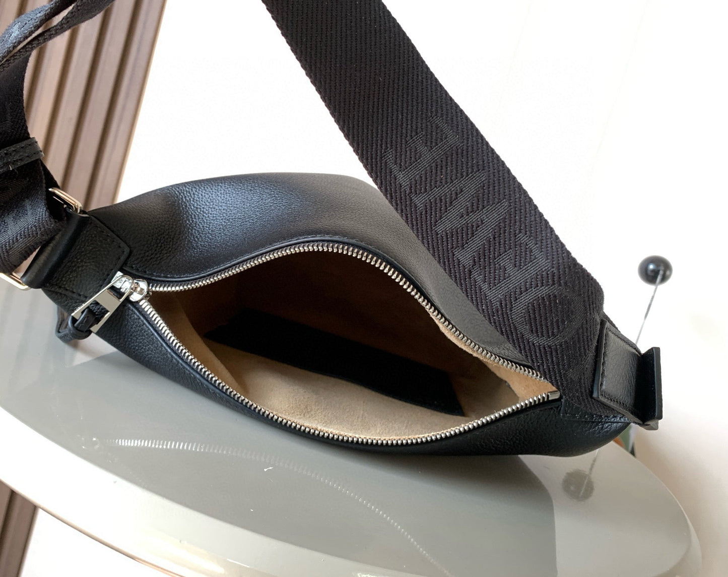 Loewe Cubi