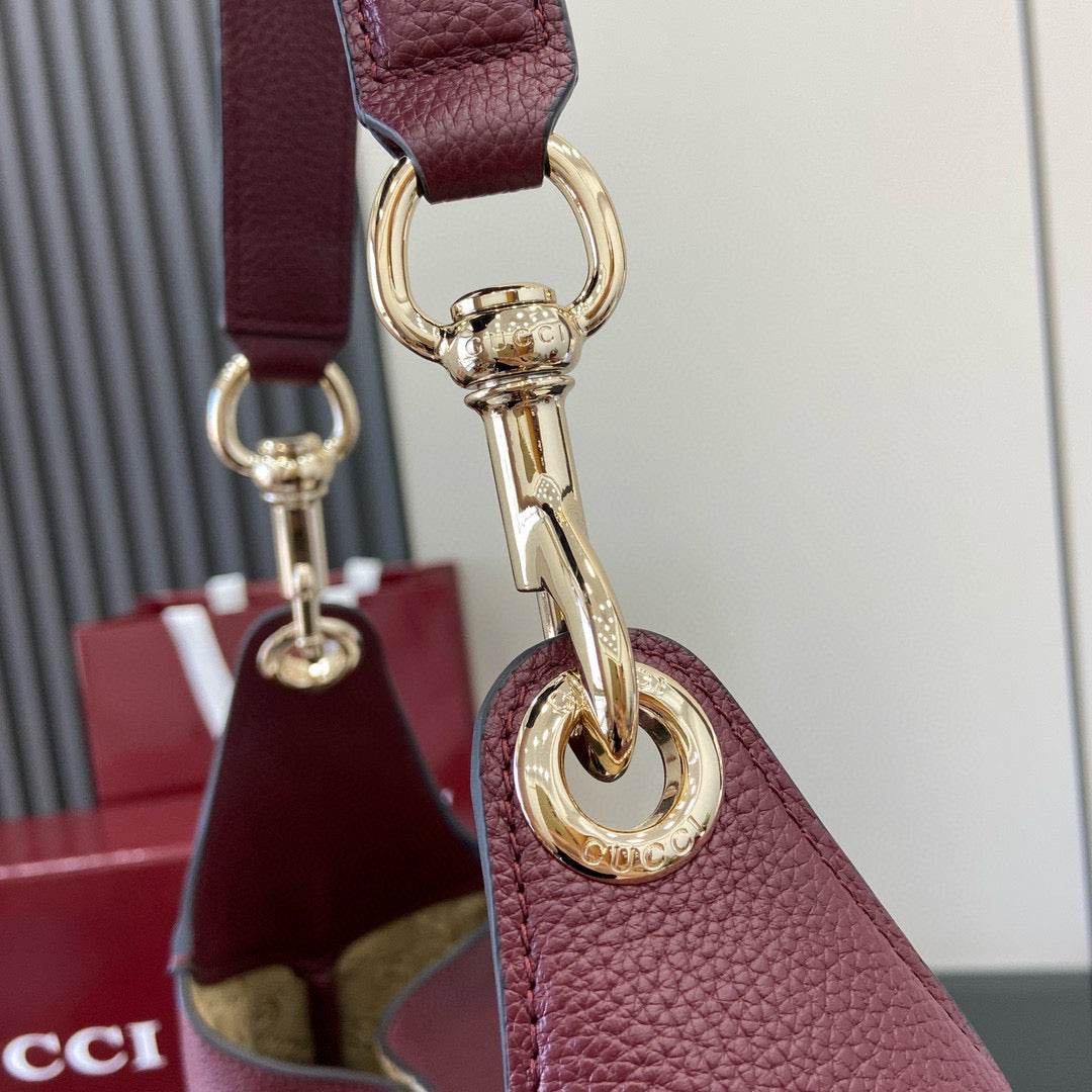 GC Shoulder Bag