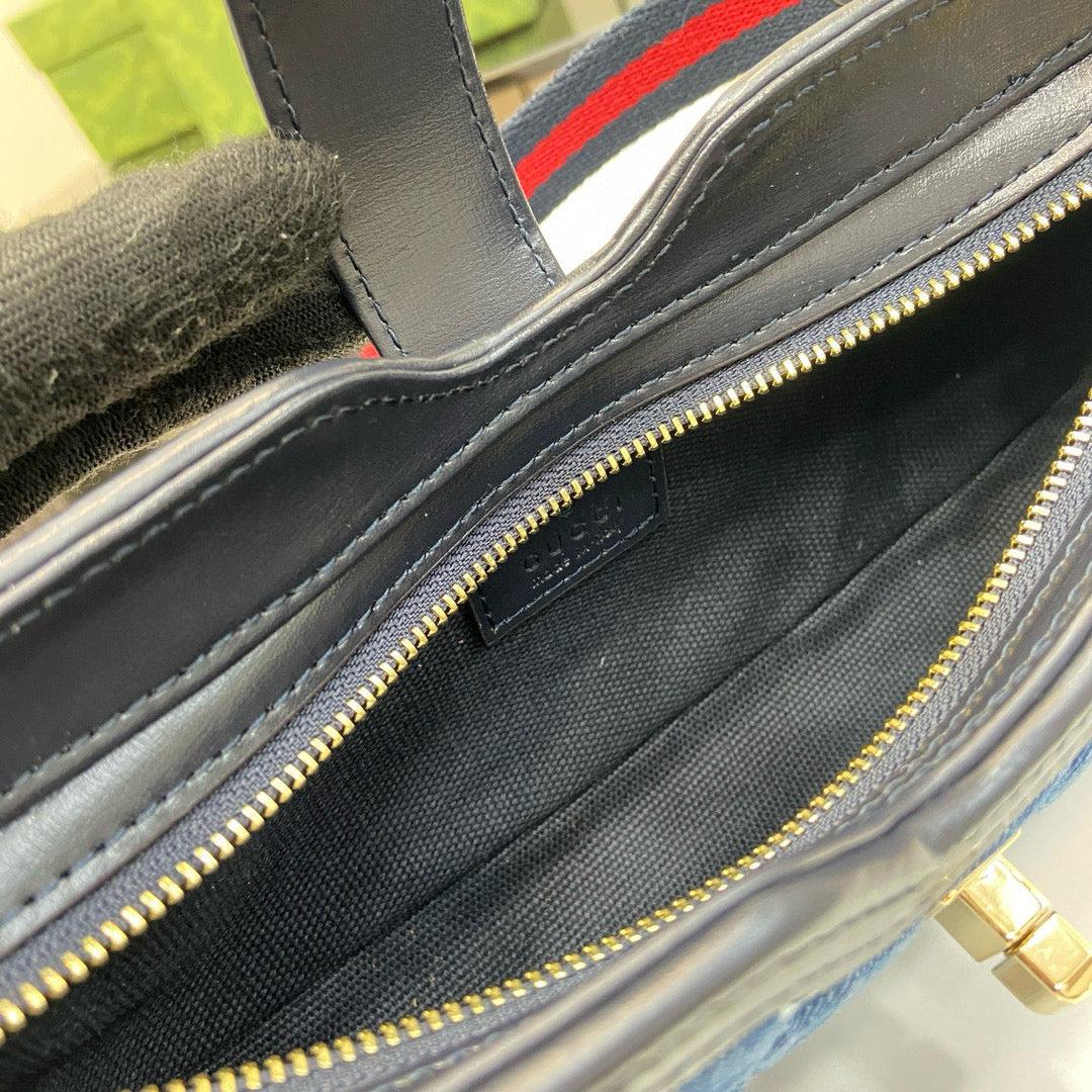 GC Shoulder Bag