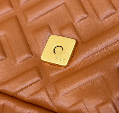 Fendi Baguette