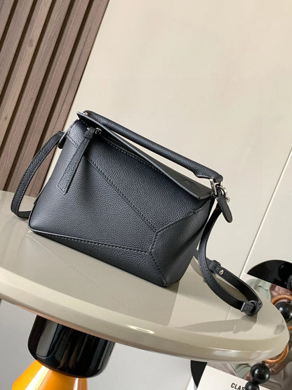 Loewe Puzzle