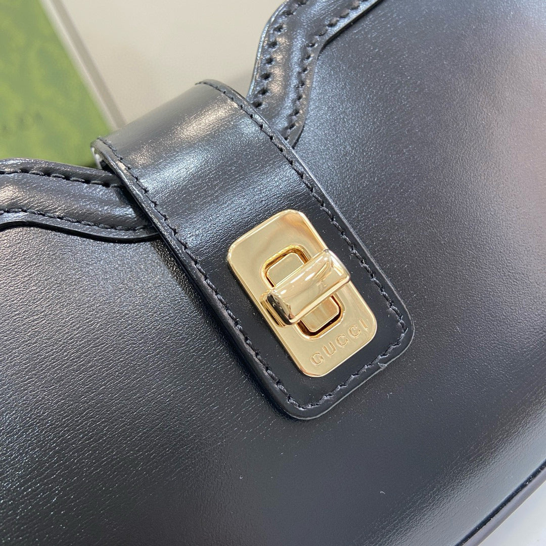 GC Shoulder Bag