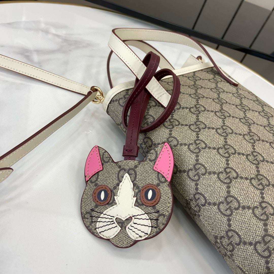 GC Bucket Bag