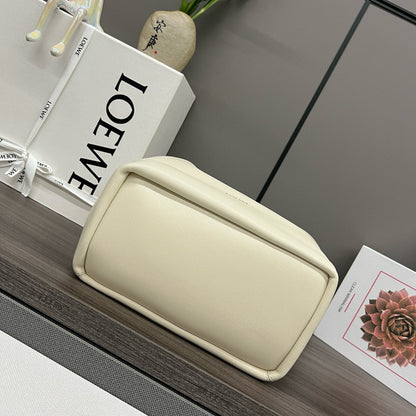 Loewe Squeeze Purse