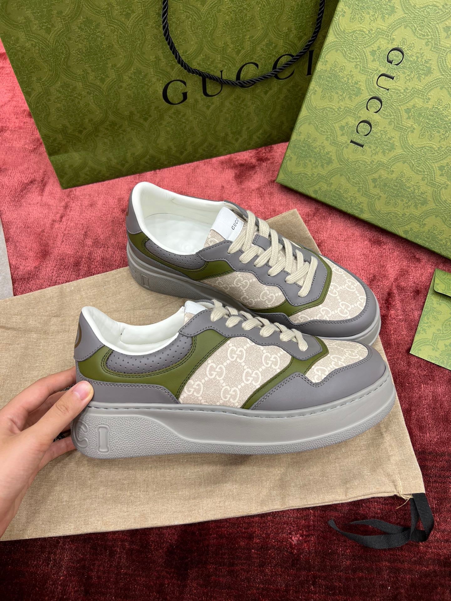Gucci Sneakers
