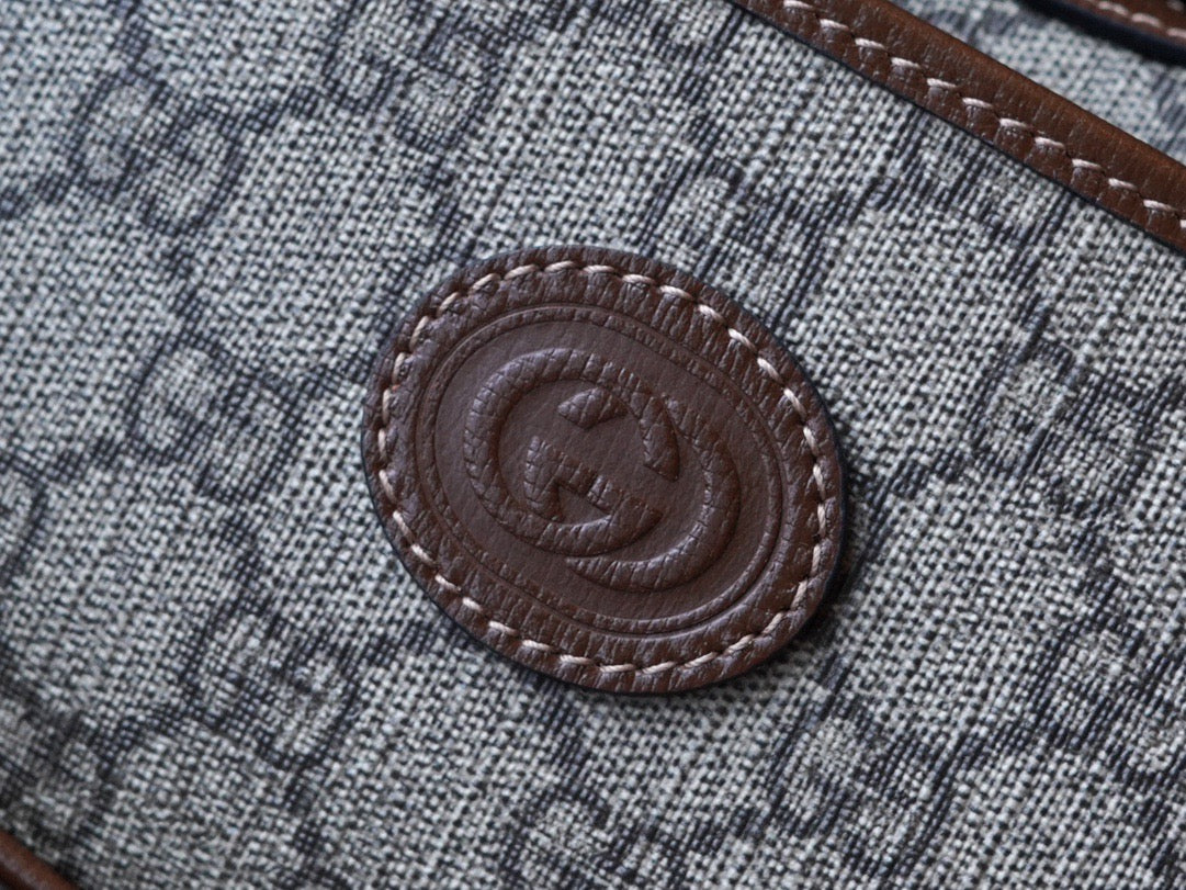 Gucci Hobo bag