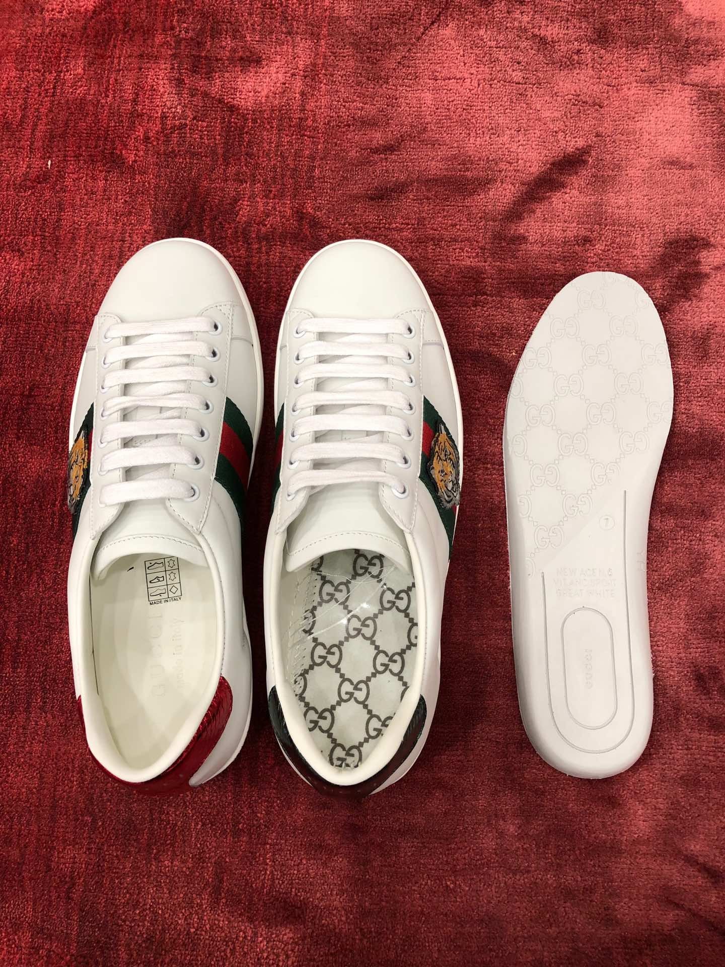 Gucci Sneakers