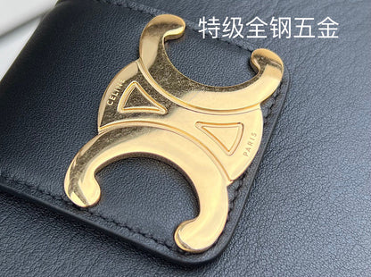 Celine Triomphe Hobo