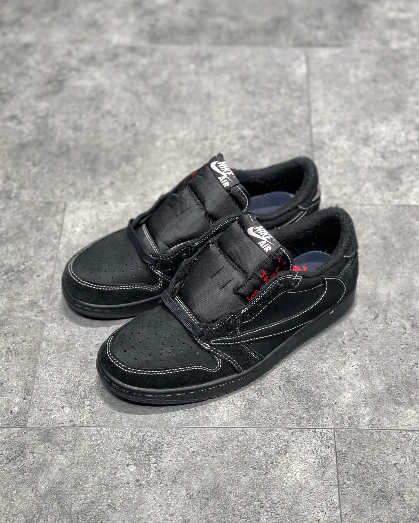 Travis Scott x AJ 1 Low