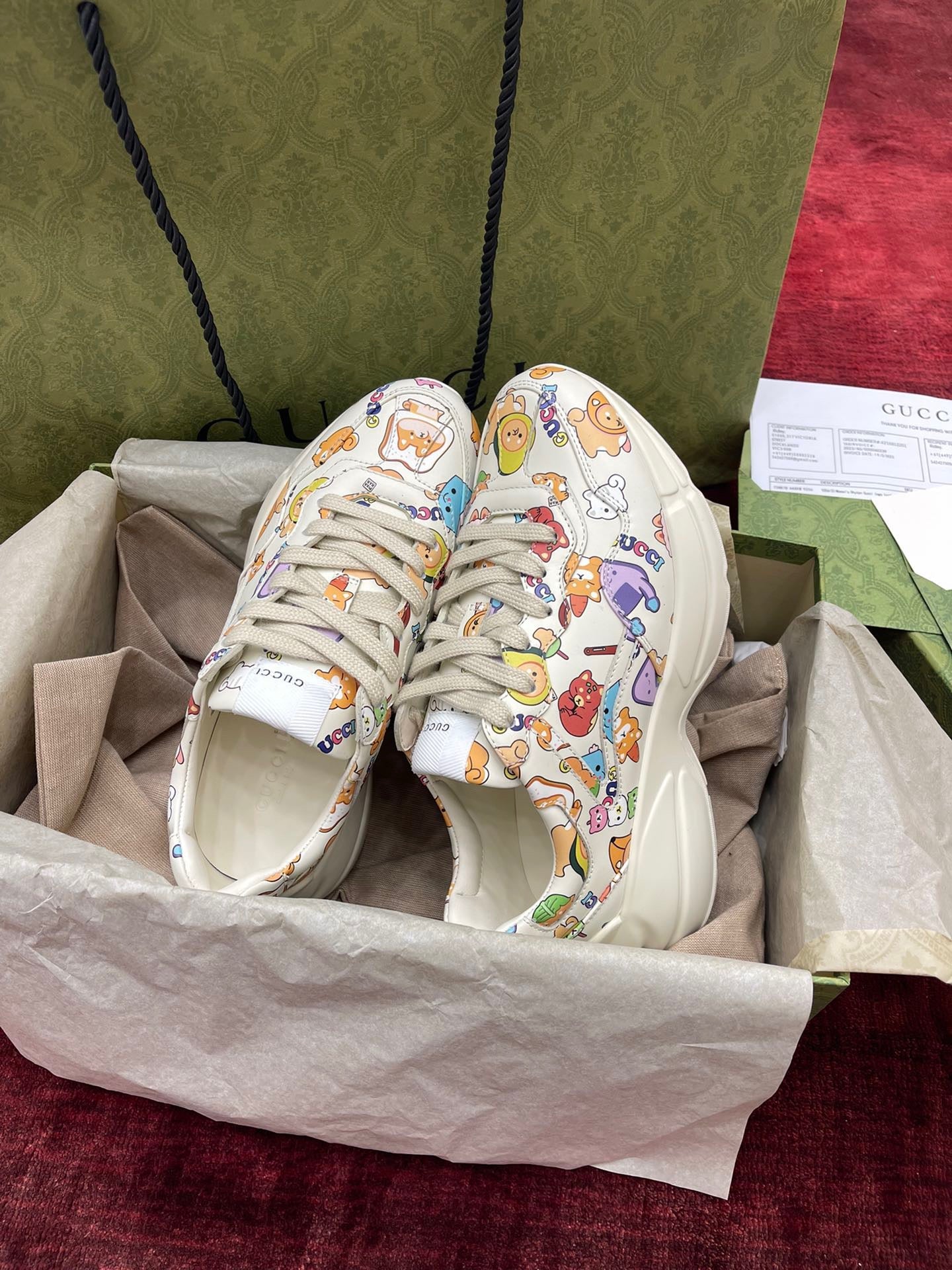 Gucci Sneakers