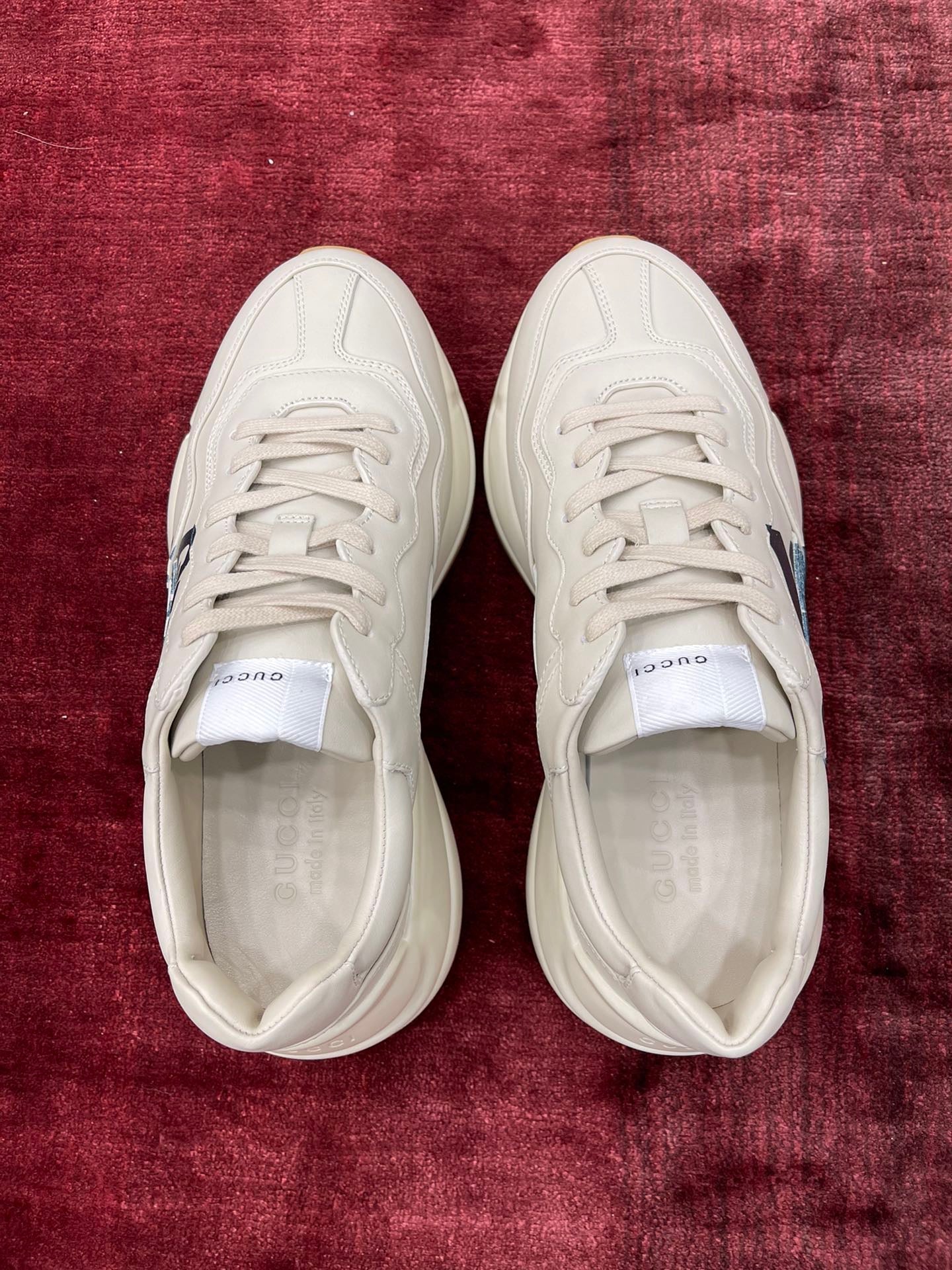 Gucci Sneakers