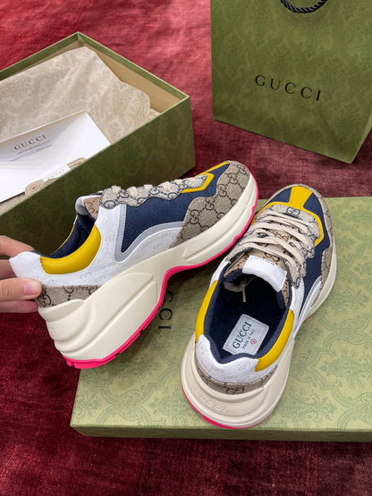 Gucci Sneakers