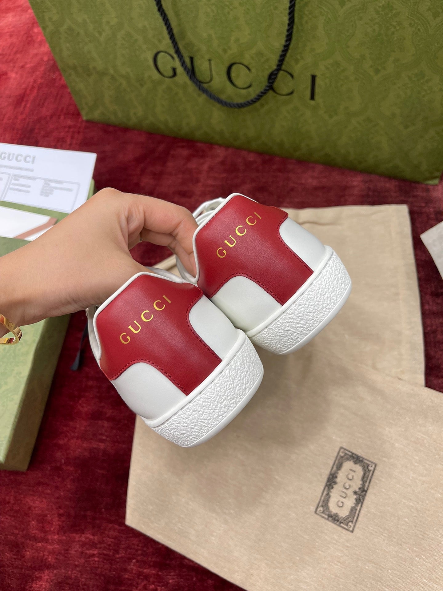 Gucci Sneakers