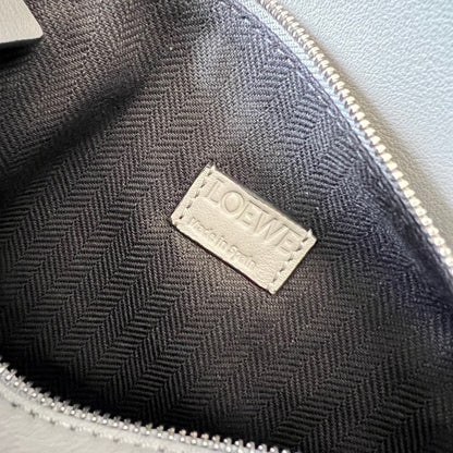 Loewe Puzzle Bag