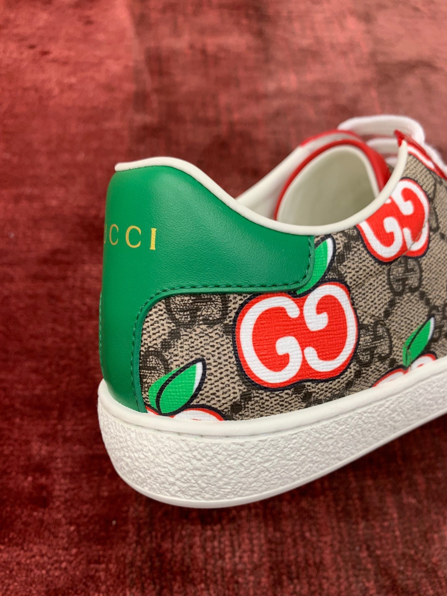 Gucci Sneakers