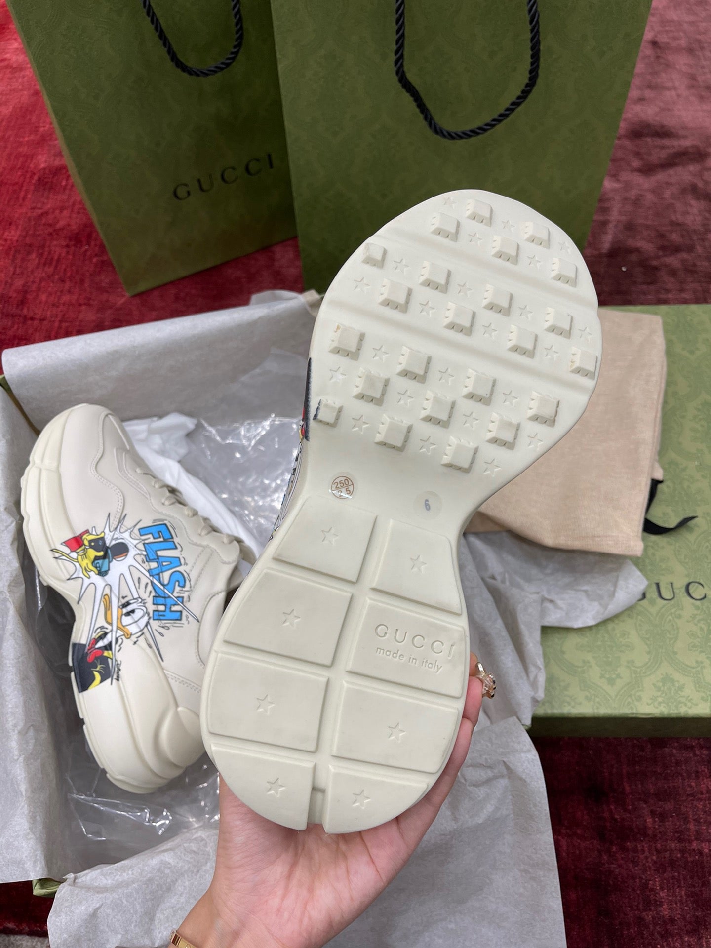 Gucci Sneakers