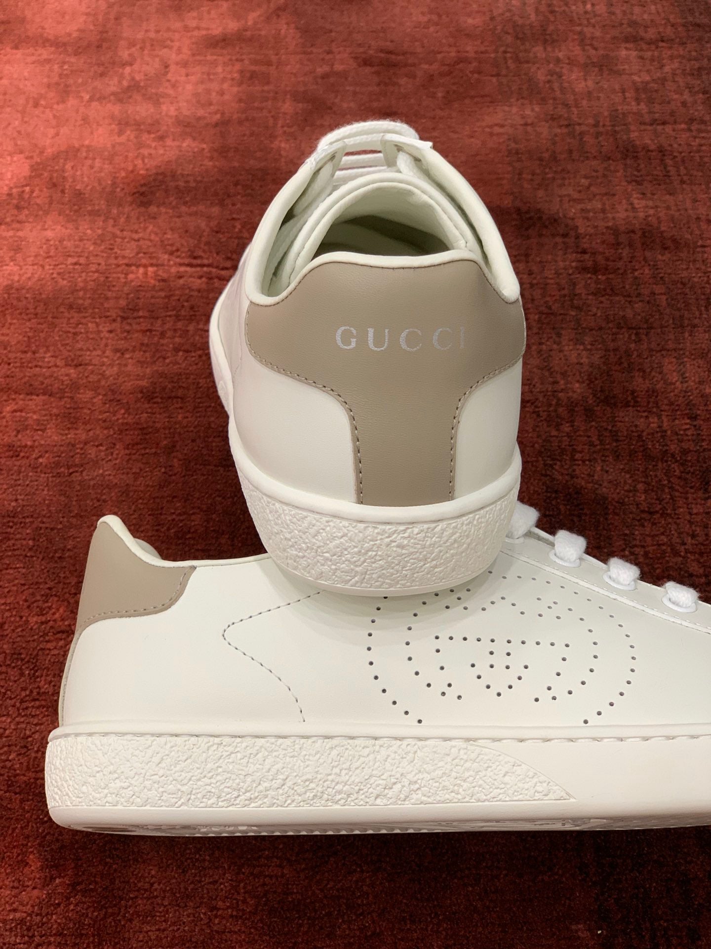 Gucci Sneakers