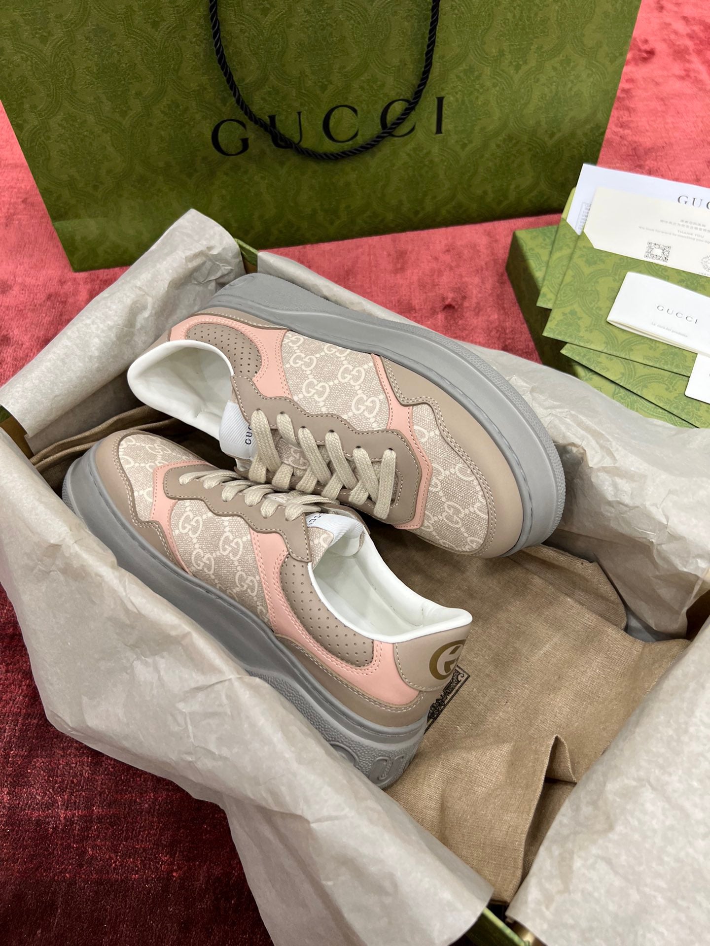 Gucci Sneakers