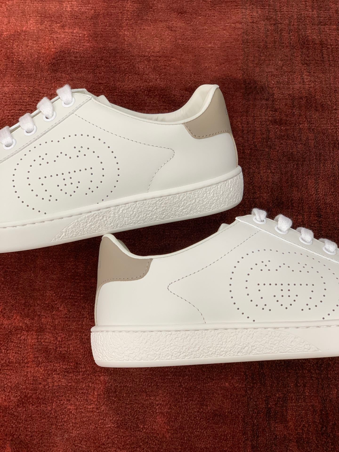 Gucci Sneakers