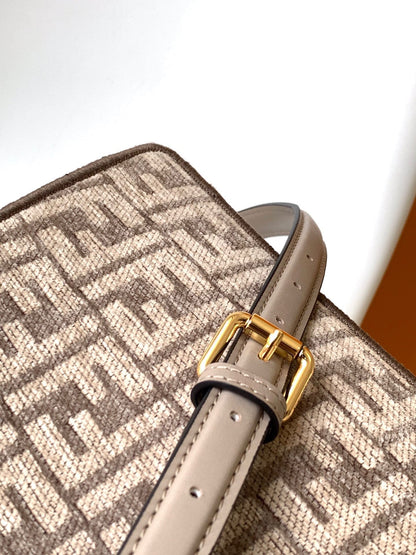 Fendi Peekaboo