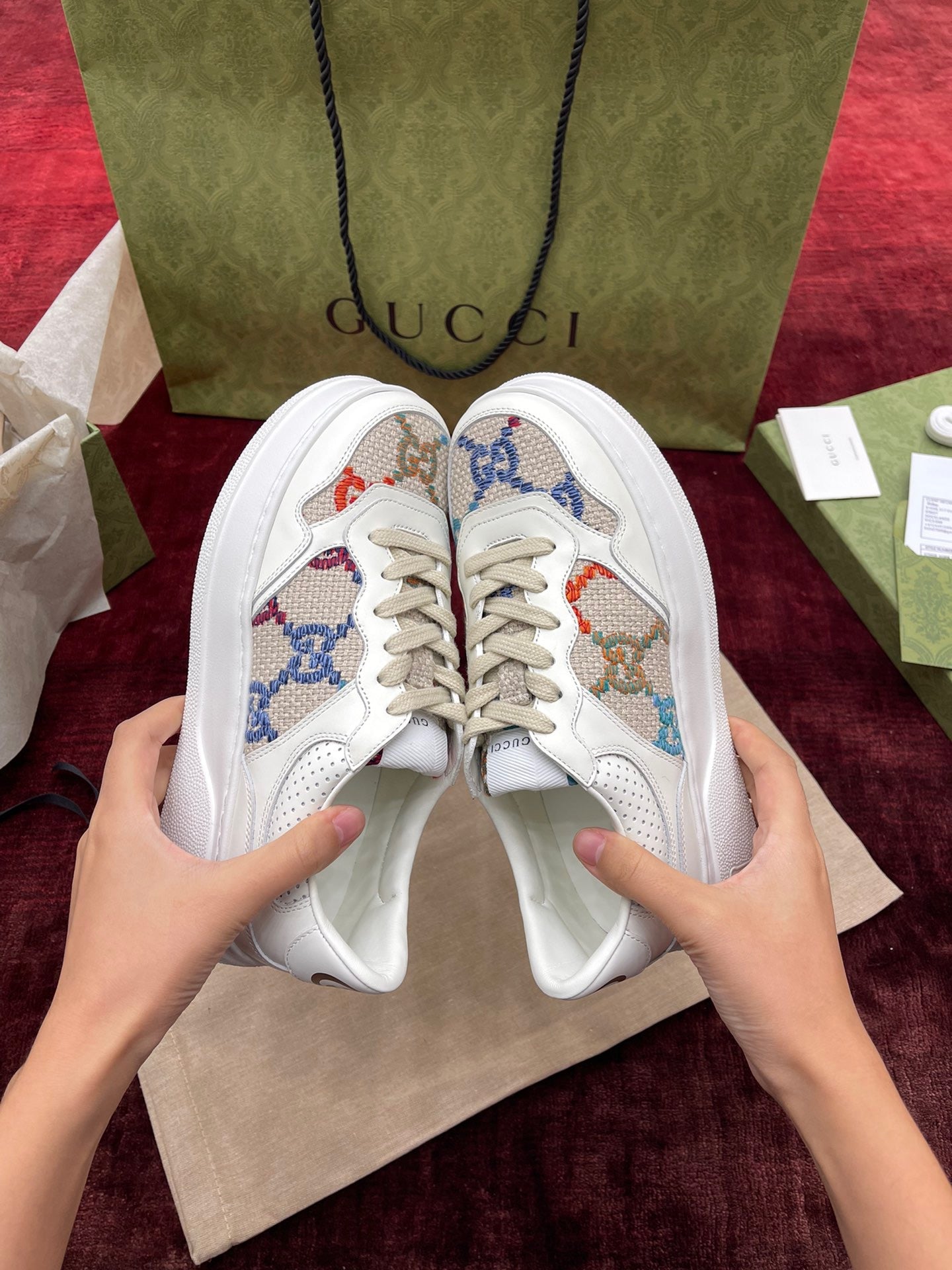 Gucci Sneakers