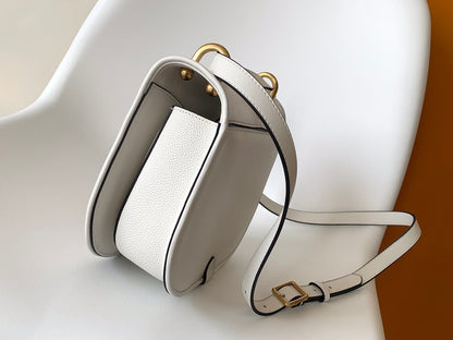 Fendi C’mon Sling