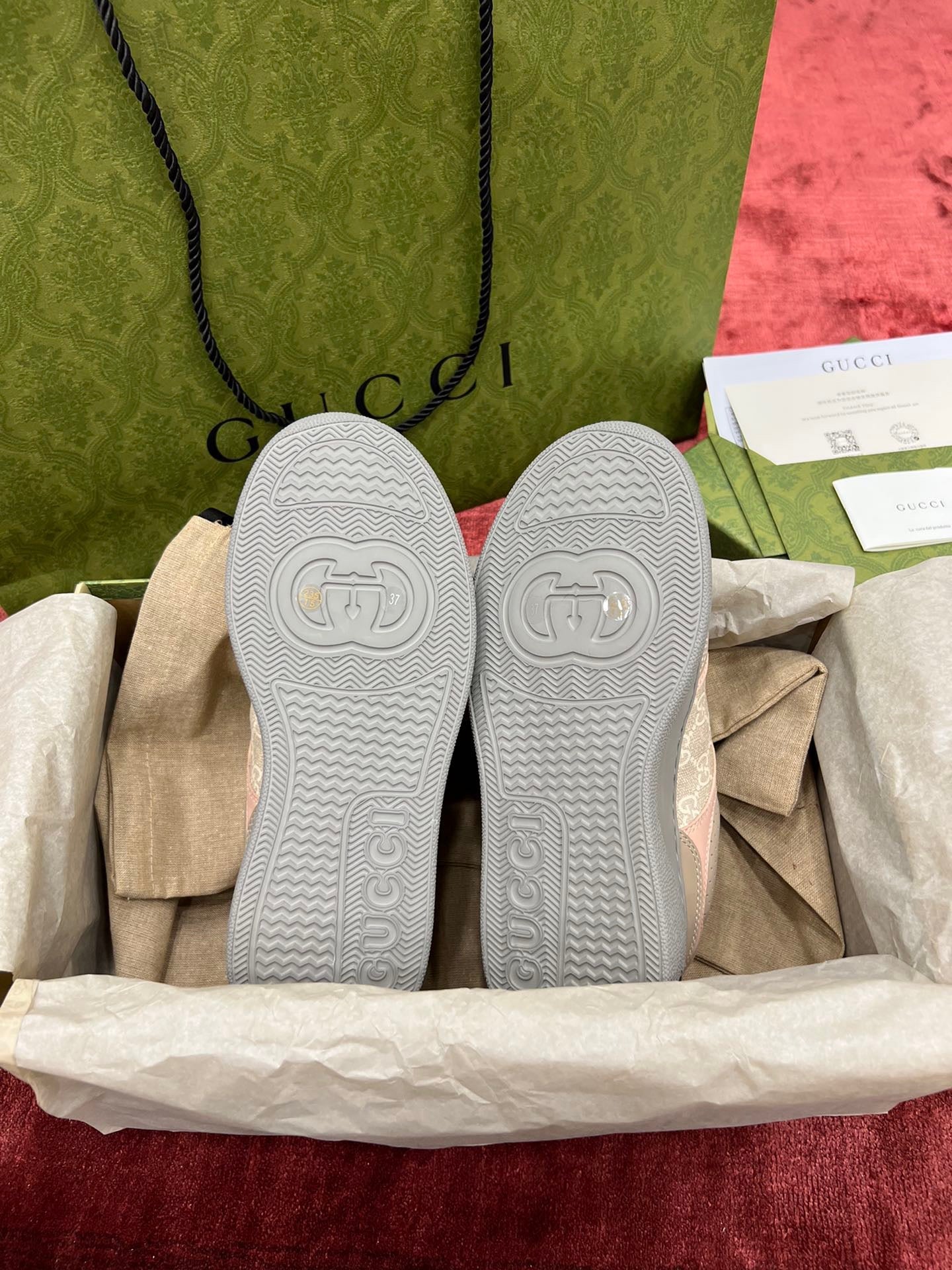 Gucci Sneakers