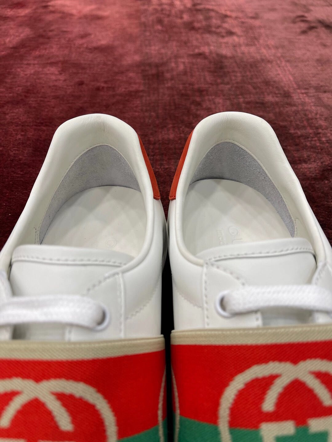 Gucci Sneakers