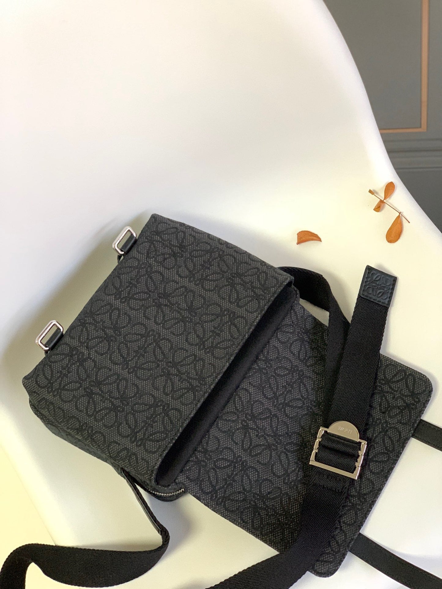 Loewe Messenger Bag