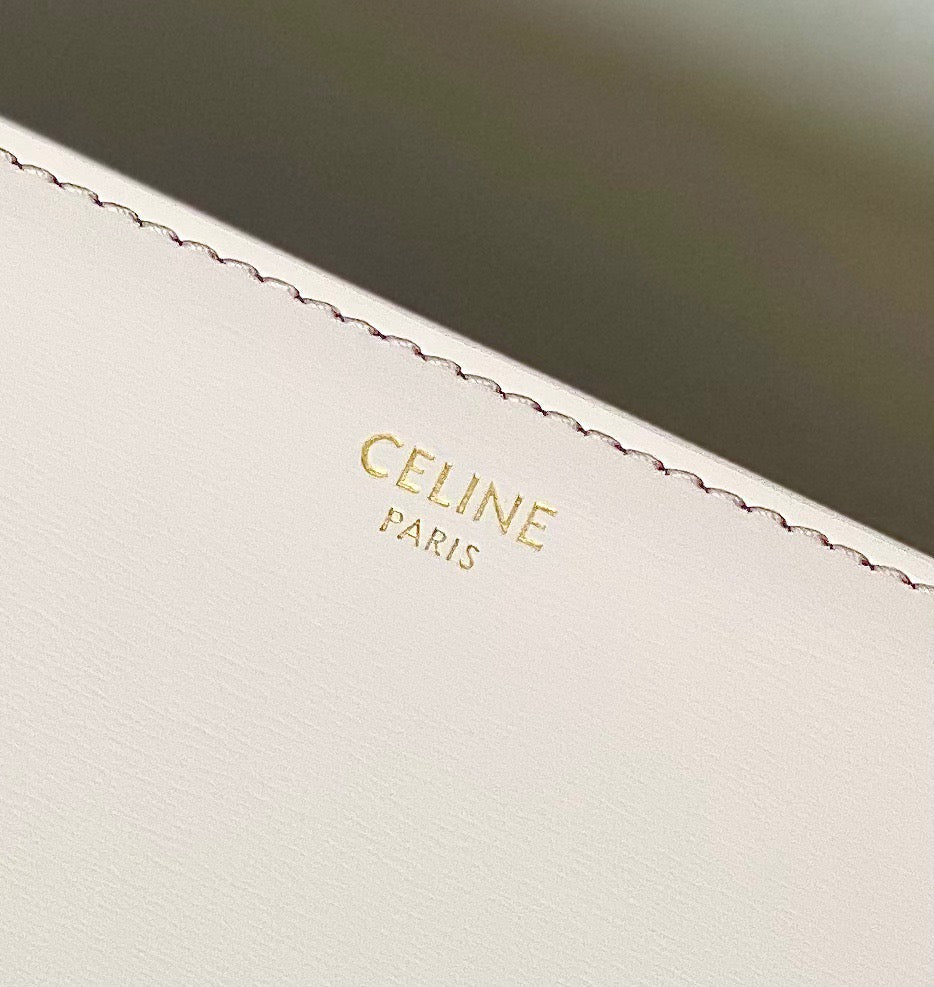 Celine Triomphe