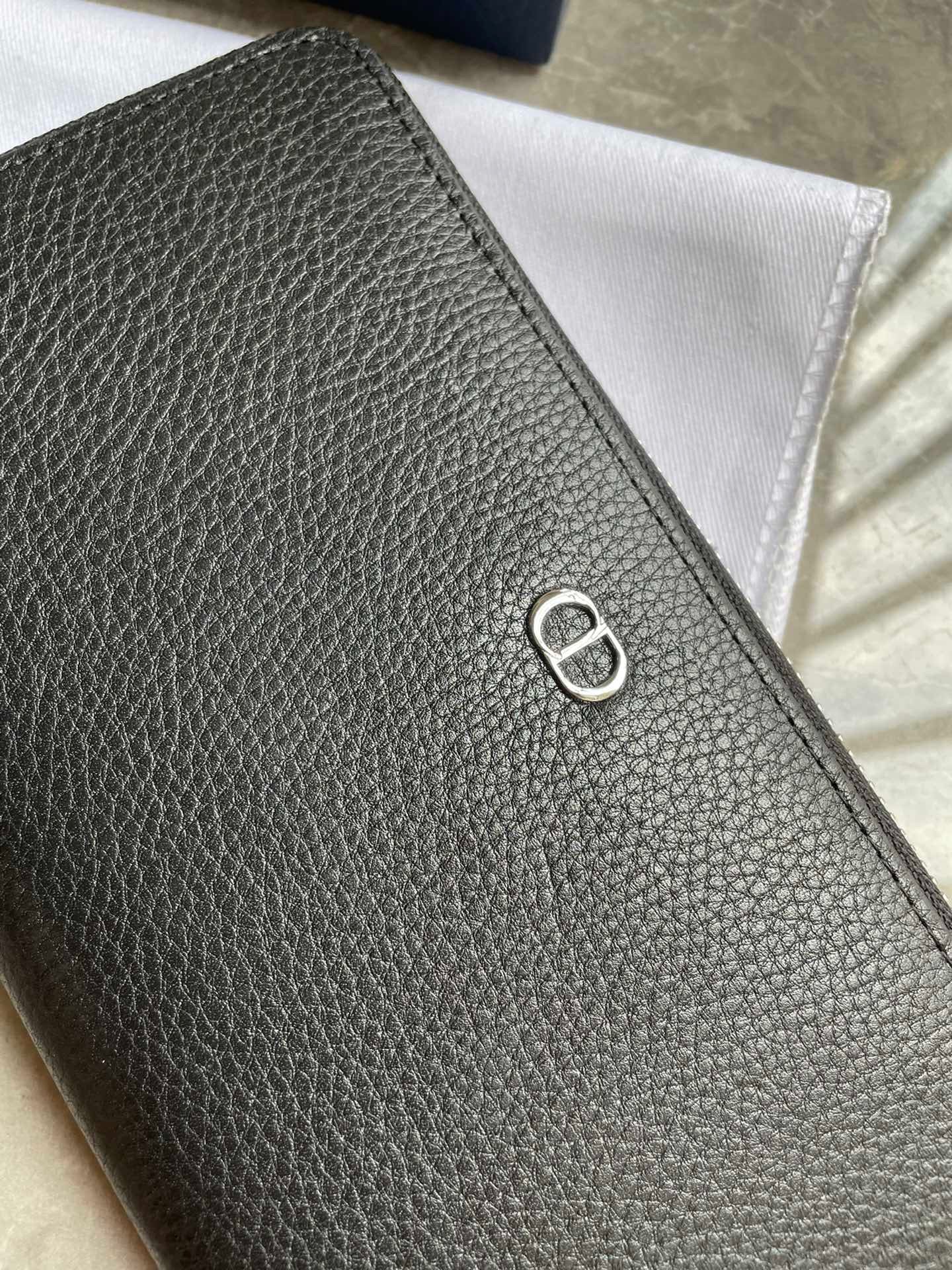 Dior Wallet