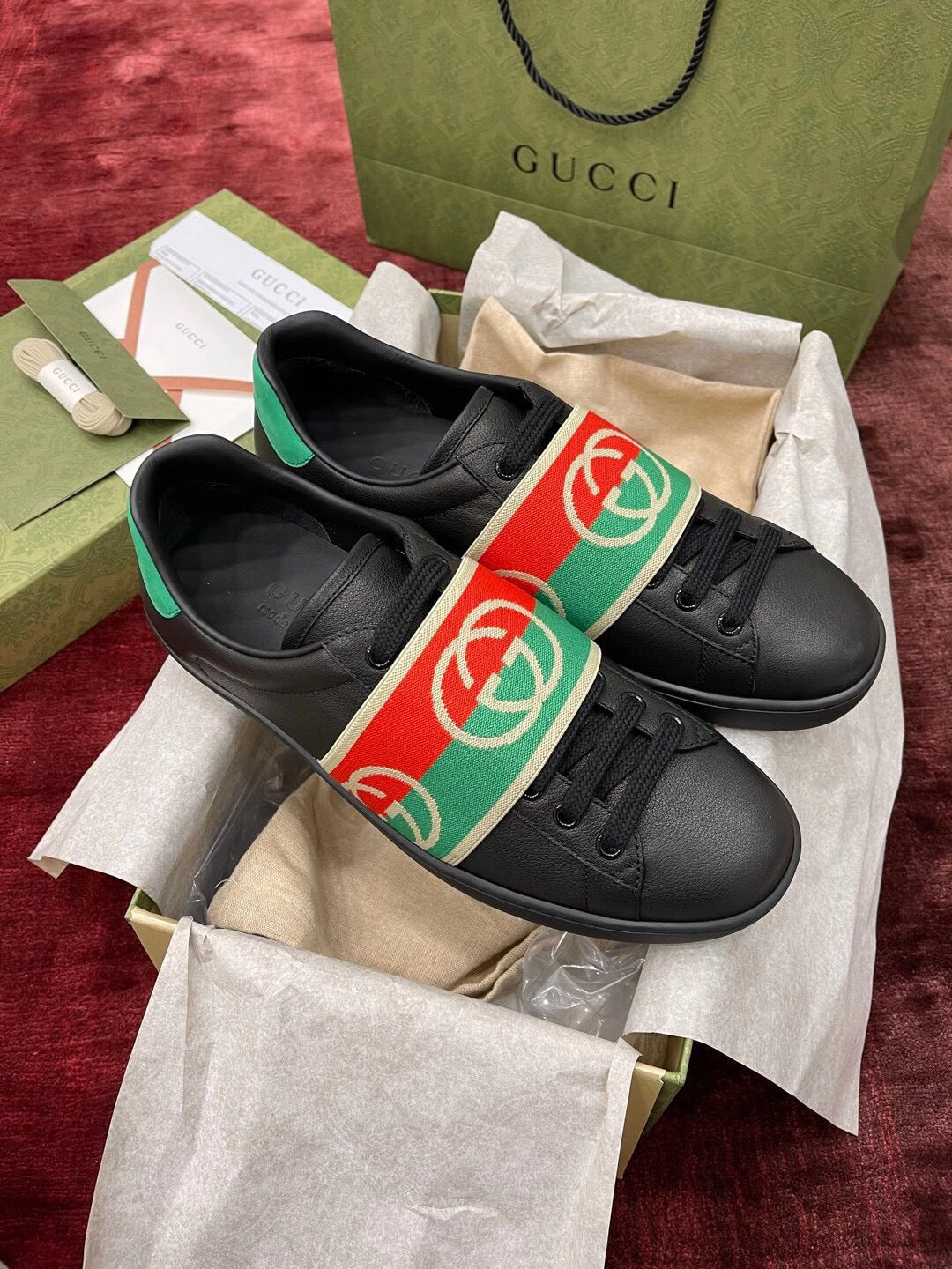 Gucci Sneakers