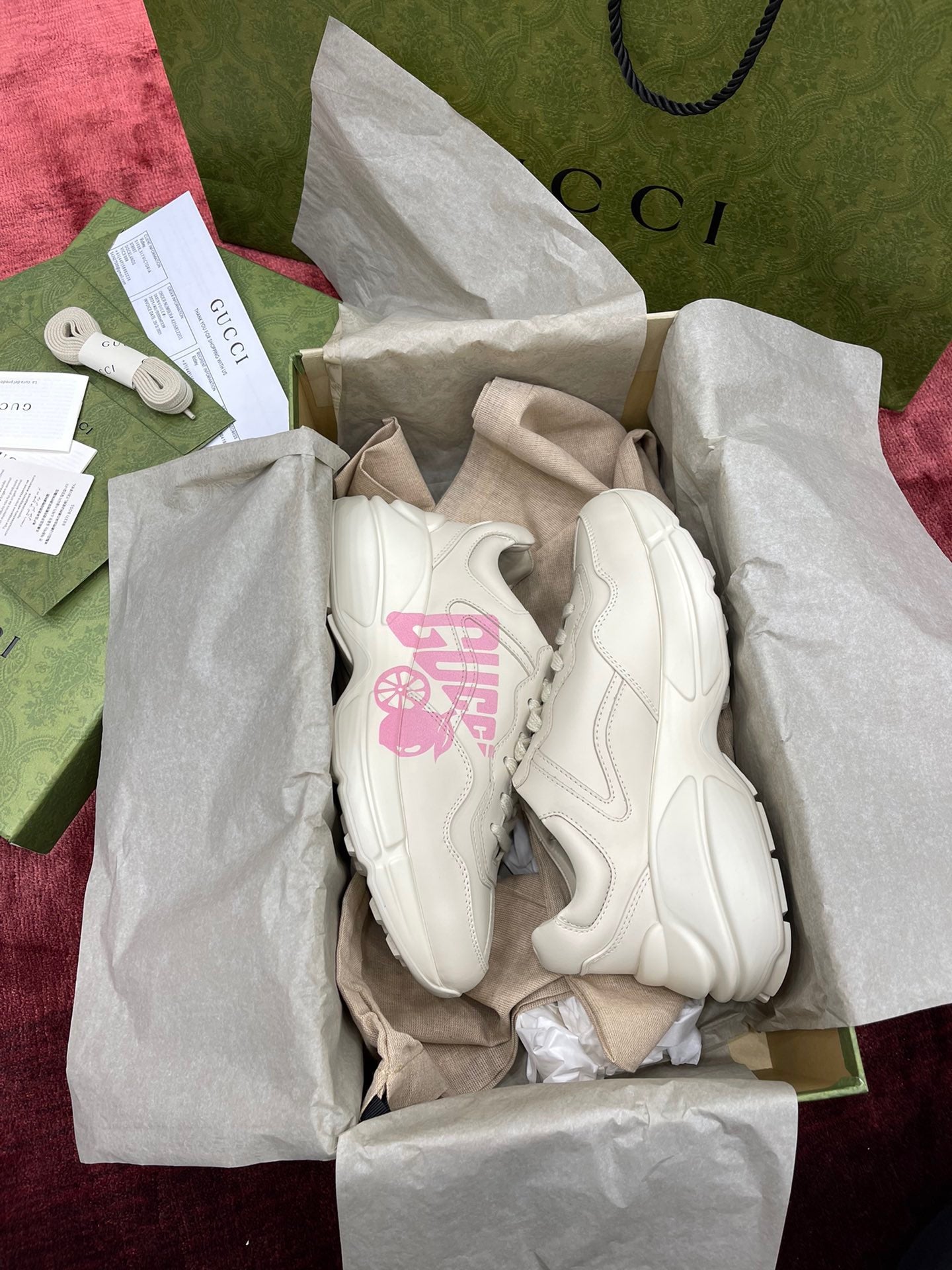 Gucci Sneakers