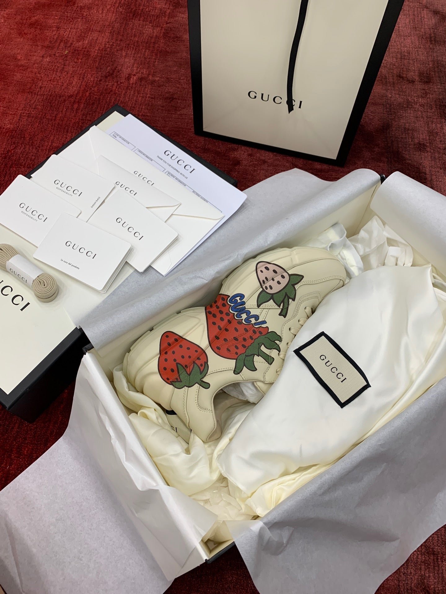 Gucci Sneakers