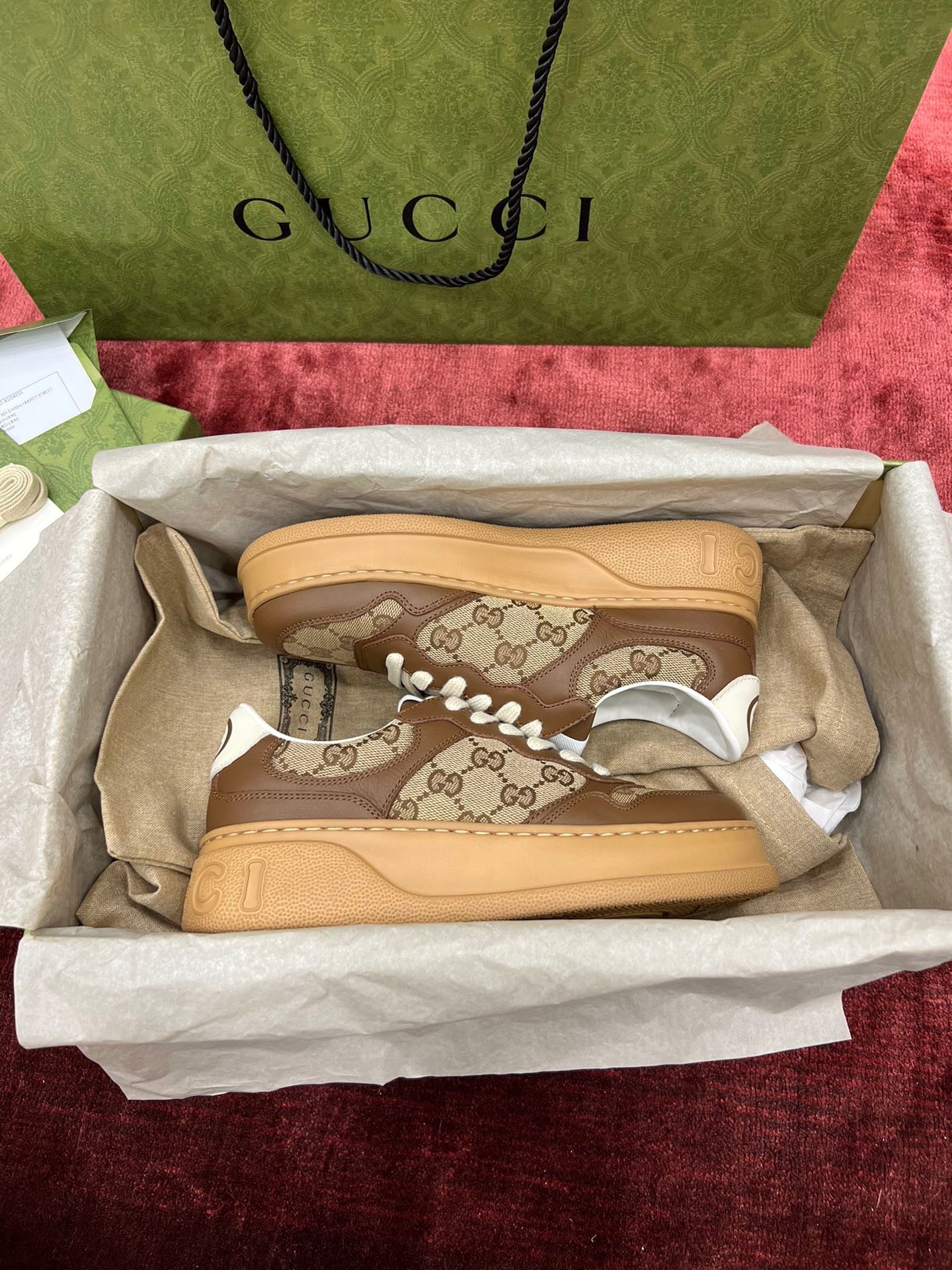 Gucci Sneakers