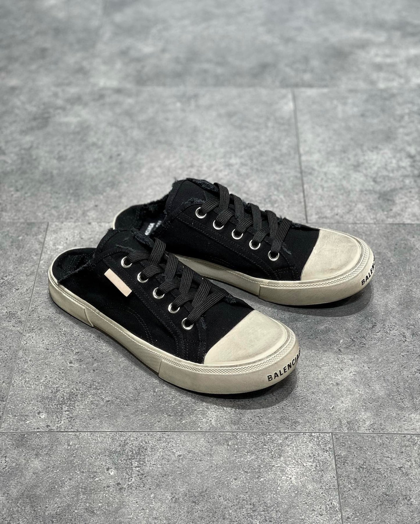 Balenciaga Sneakers