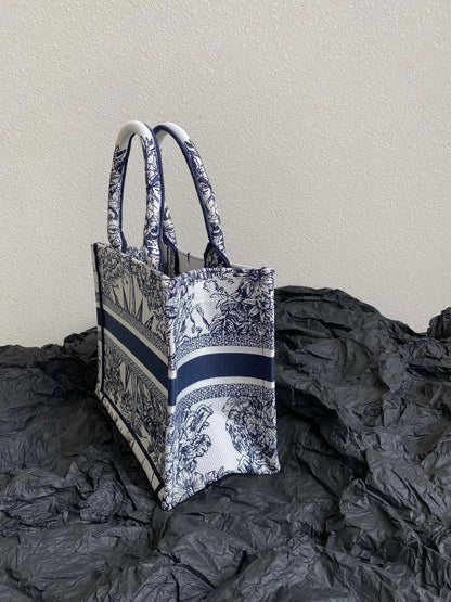 Dior BookTote (Small)
