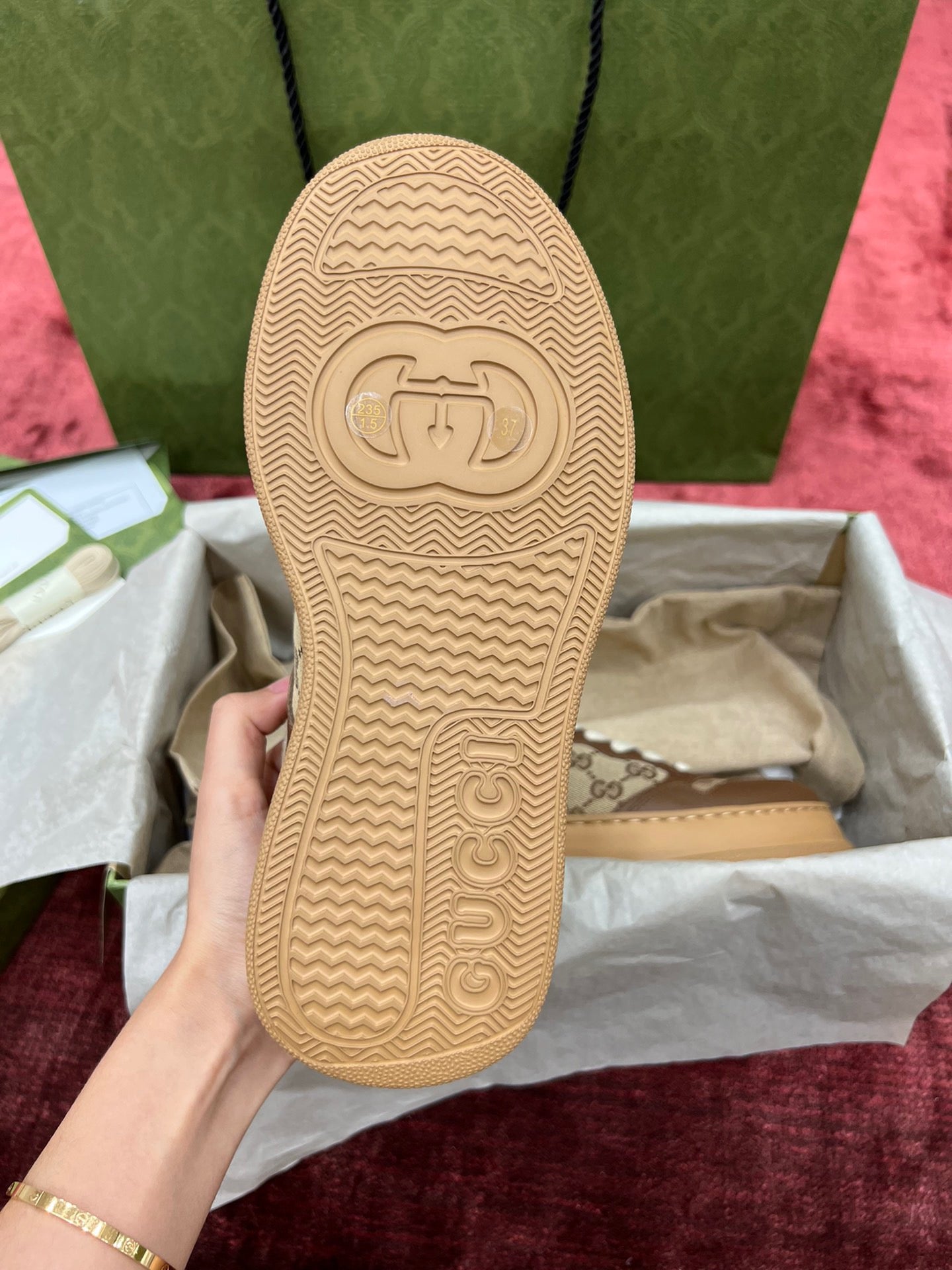 Gucci Sneakers
