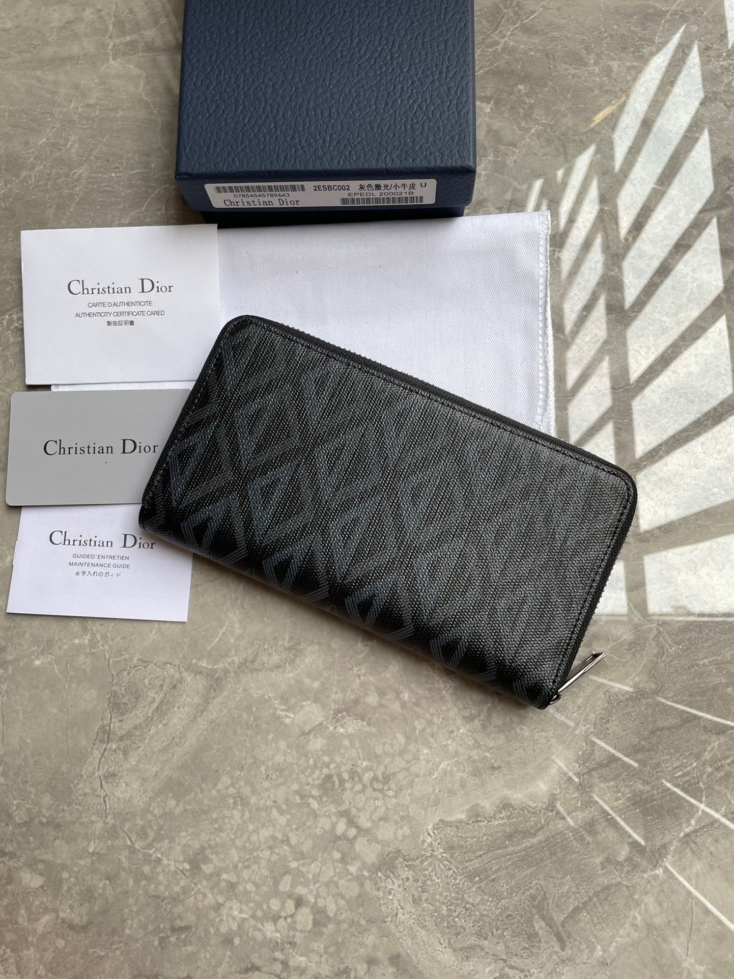 Dior Wallet