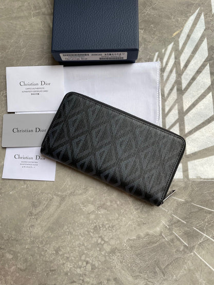 Dior Wallet