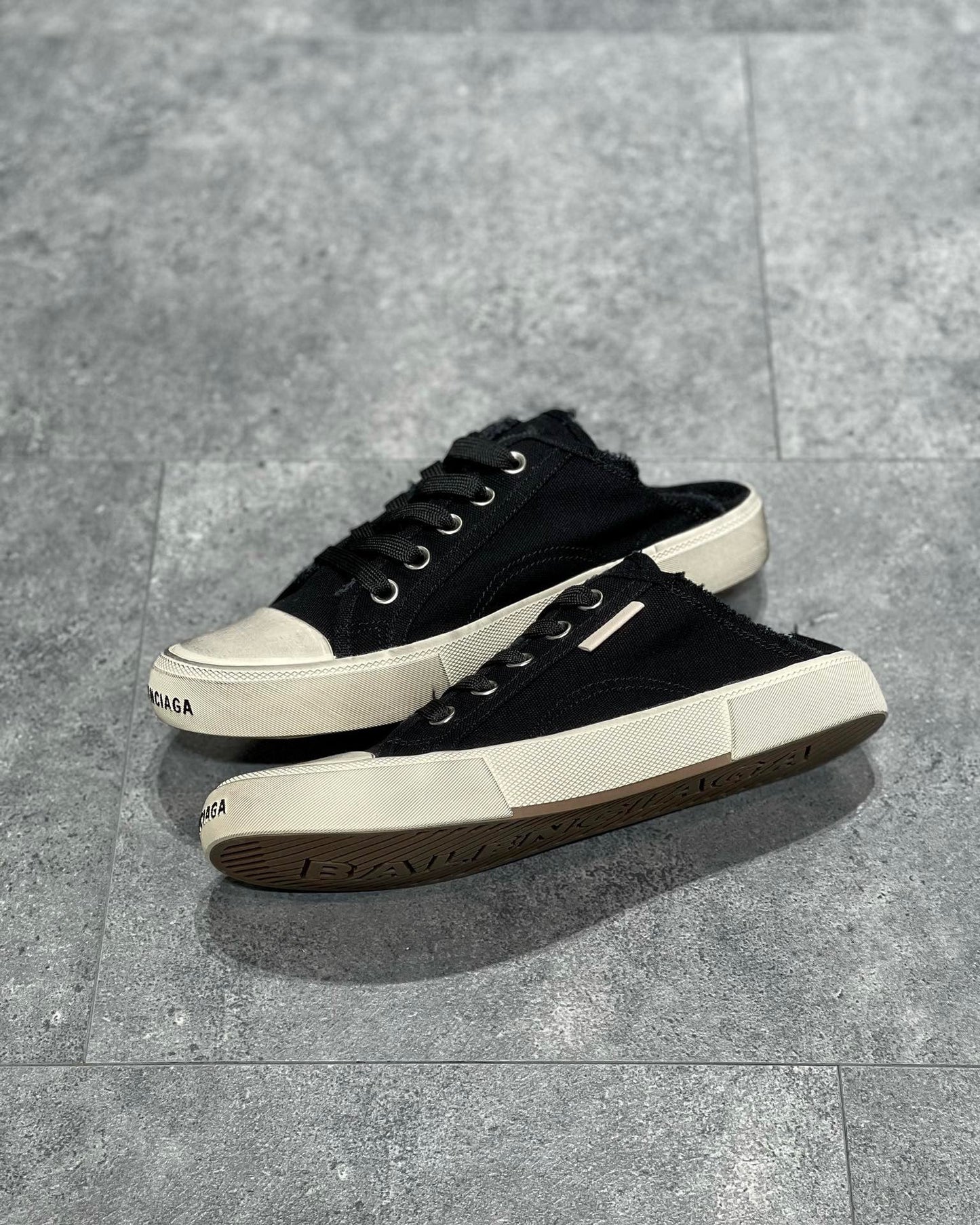 Balenciaga Sneakers