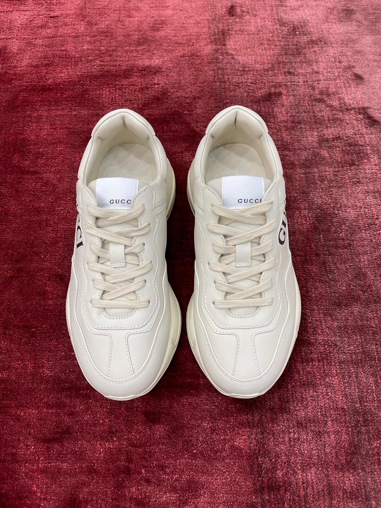 Gucci Sneakers