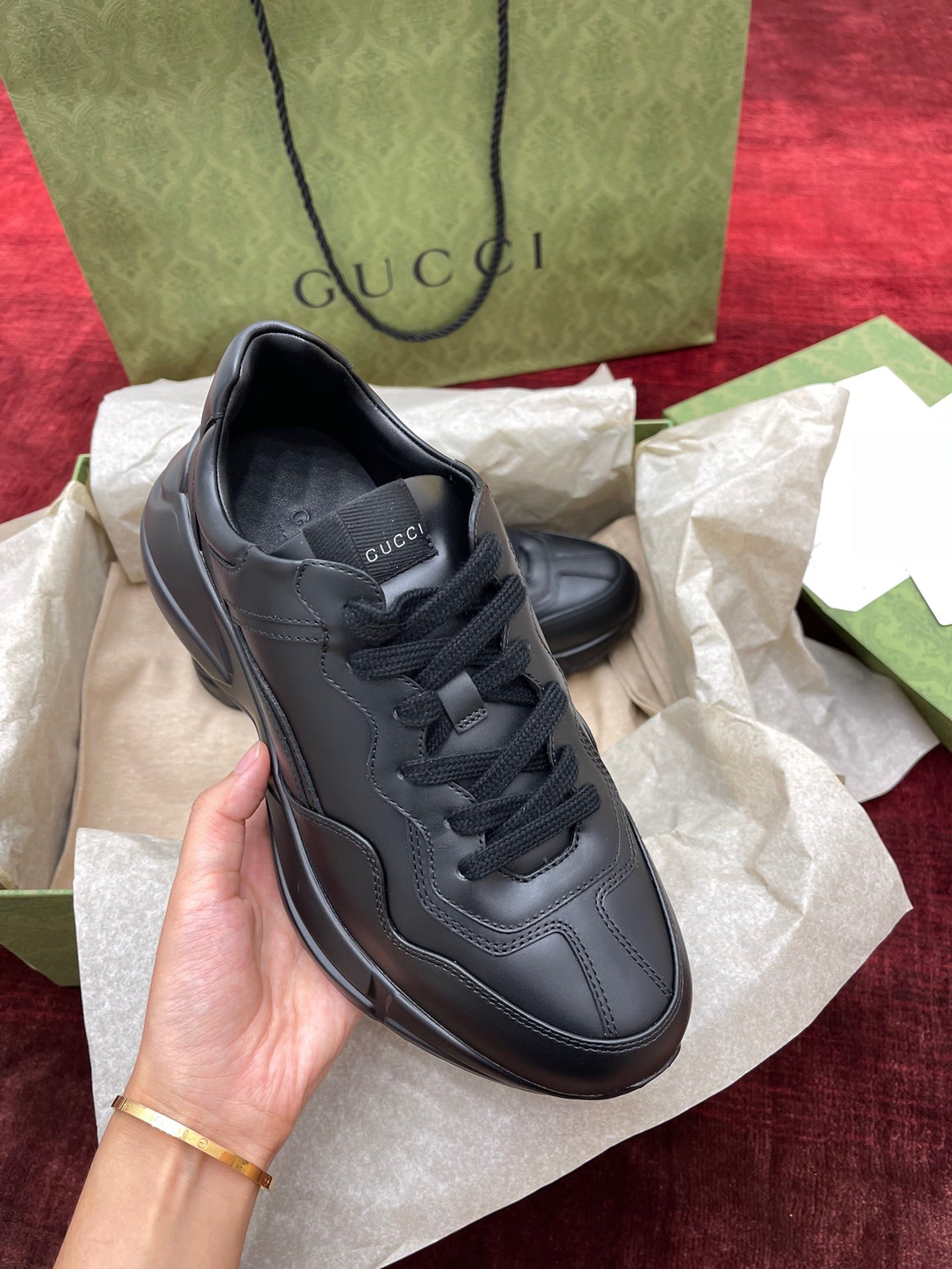 Gucci Sneakers