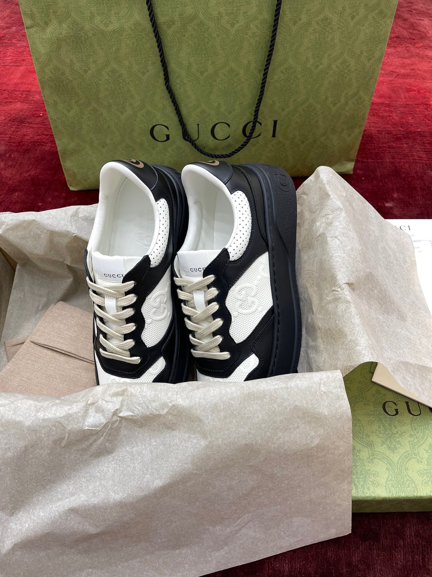 Gucci Sneakers