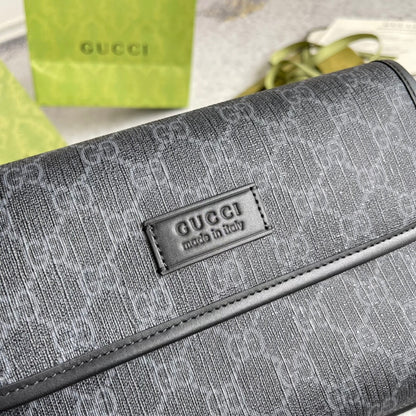 Gucci Cross Body Bag