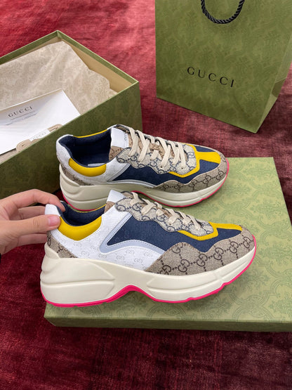 Gucci Sneakers