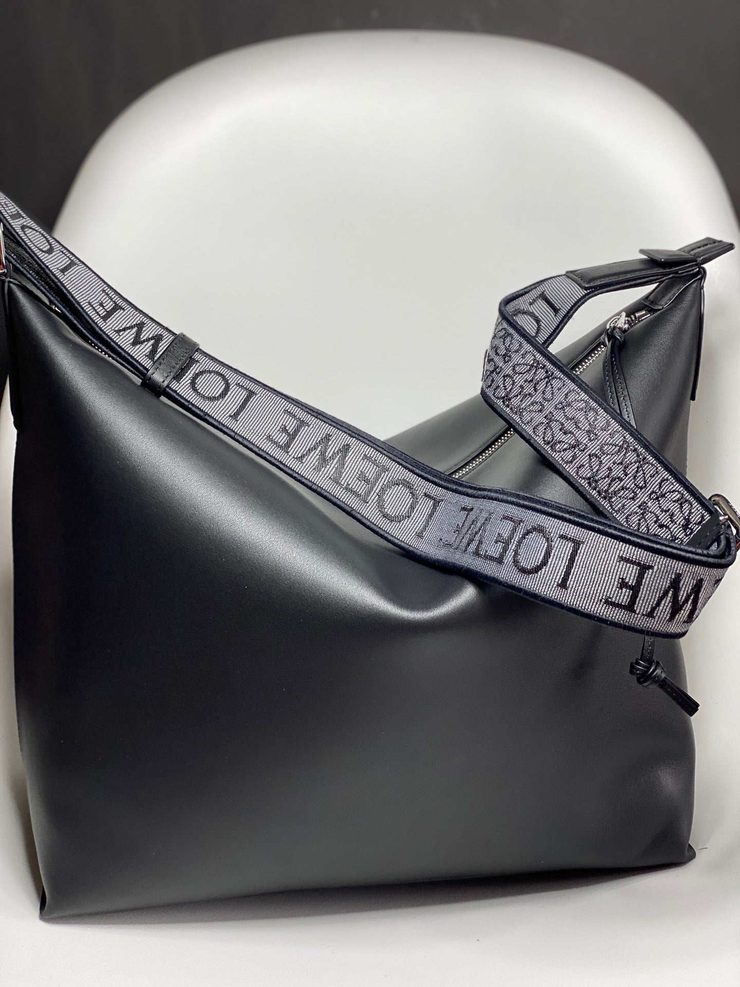 Loewe Messenger Bag