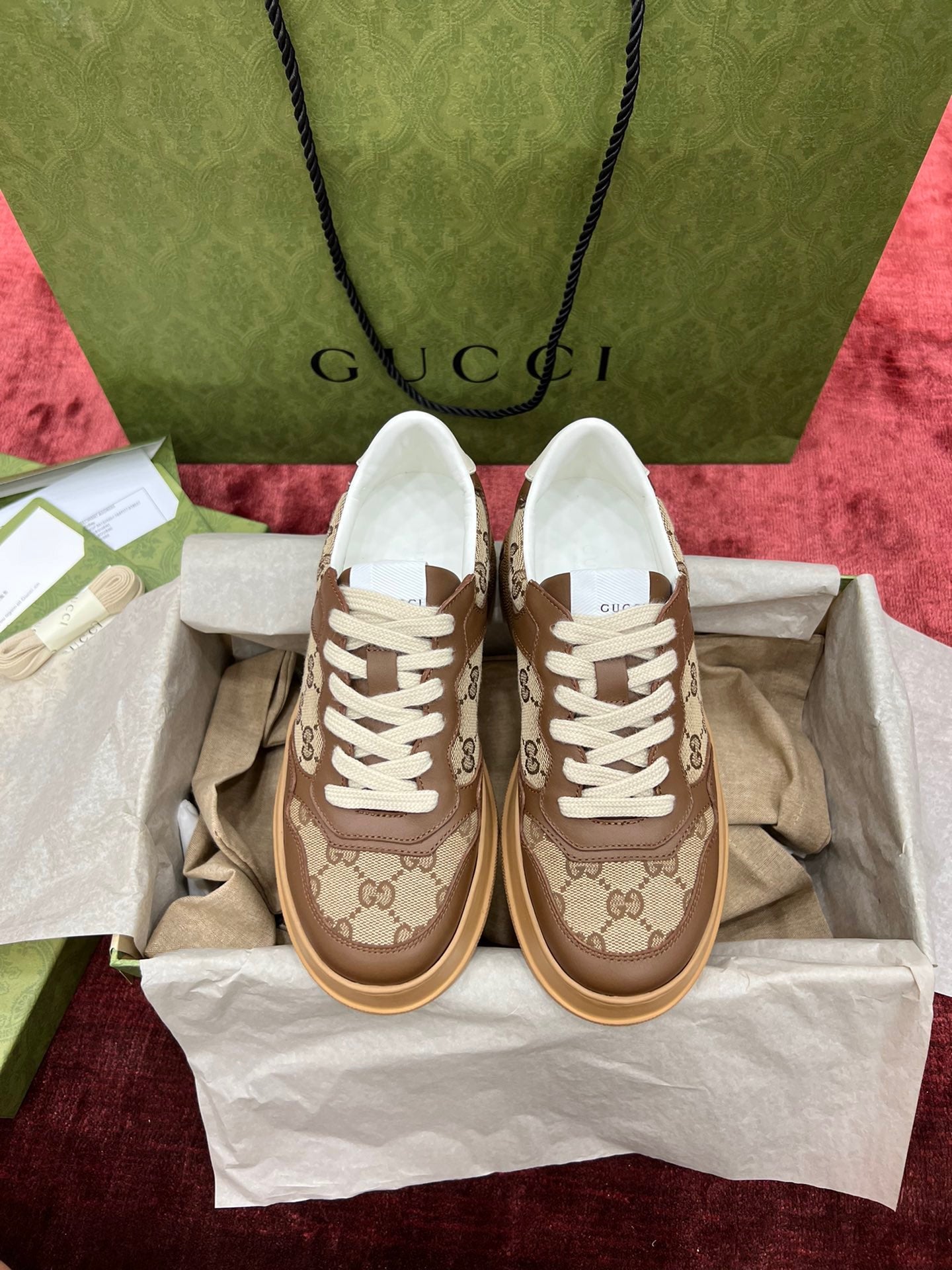 Gucci Sneakers