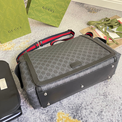 Gucci Messenger Bag